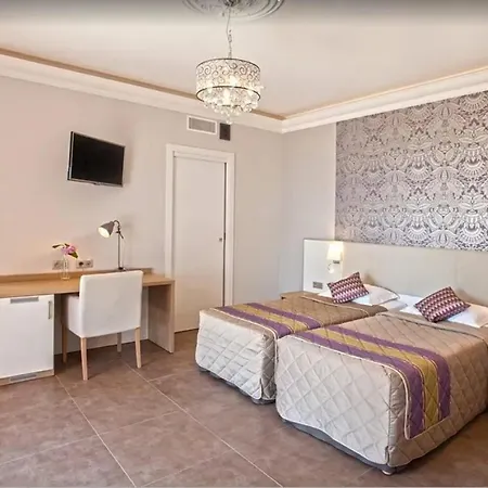 Villa Moderne Avec Piscine Privee A - 95 M²