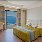 Moderne Avec Piscine Privee A - 95 M² *